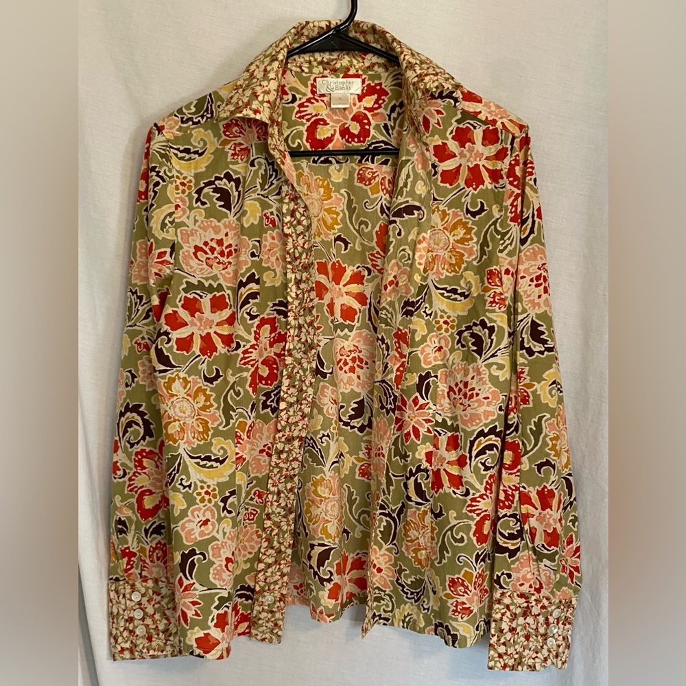 Eye Catching Floral Christopher & Banks Button up Shirt. XL